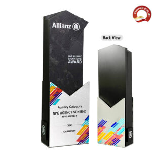 Square Honor Award with customizable engraving for corporate recognition